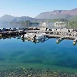 10 Person In
