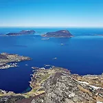 10 Person In Holiday home Brattvag