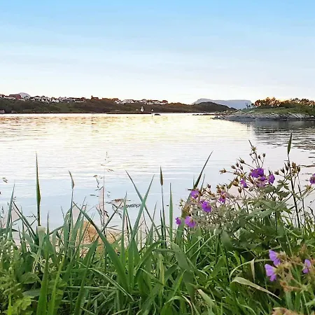 Holiday Home Brattvag Casa vacanze